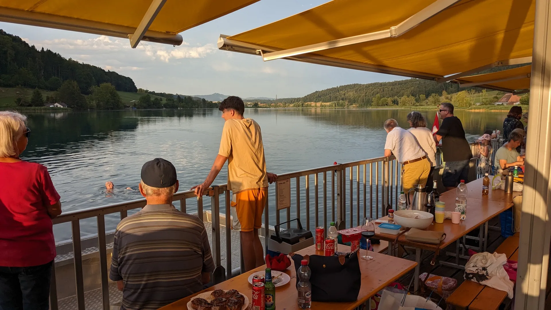 Flossfahrt auf dem Wohlensee